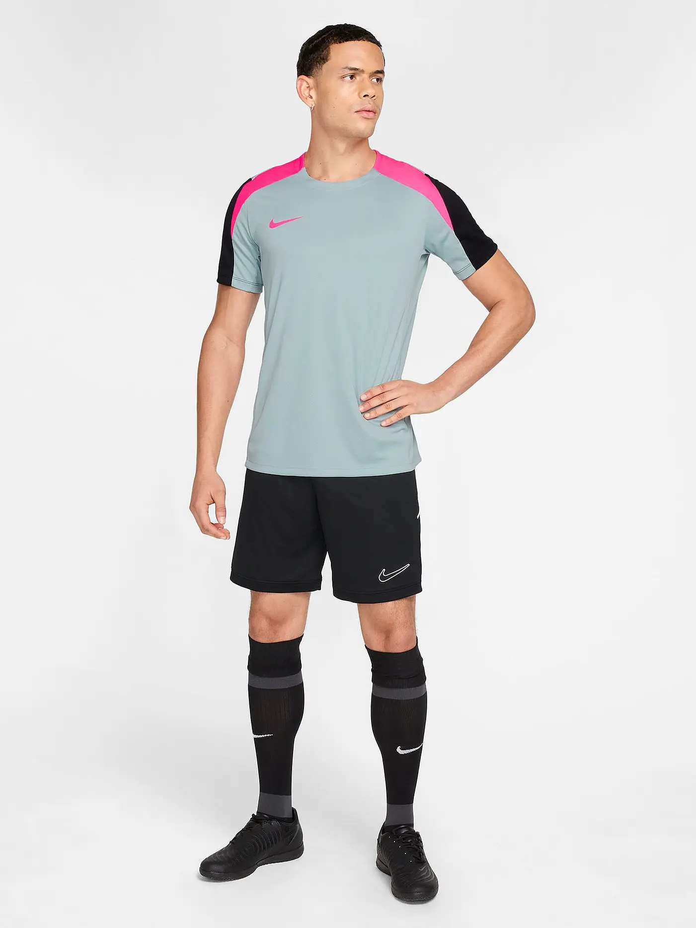 NIKE | Herren Fußballshirt Strike | hellgrau